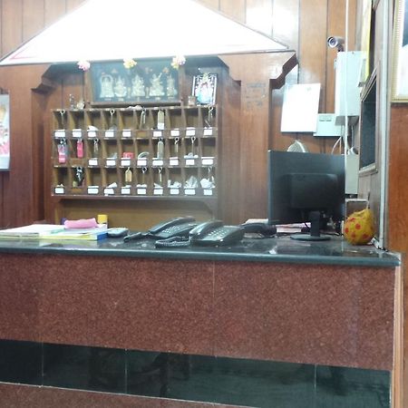 M.P.M. Guest House Pondicherry Bagian luar foto