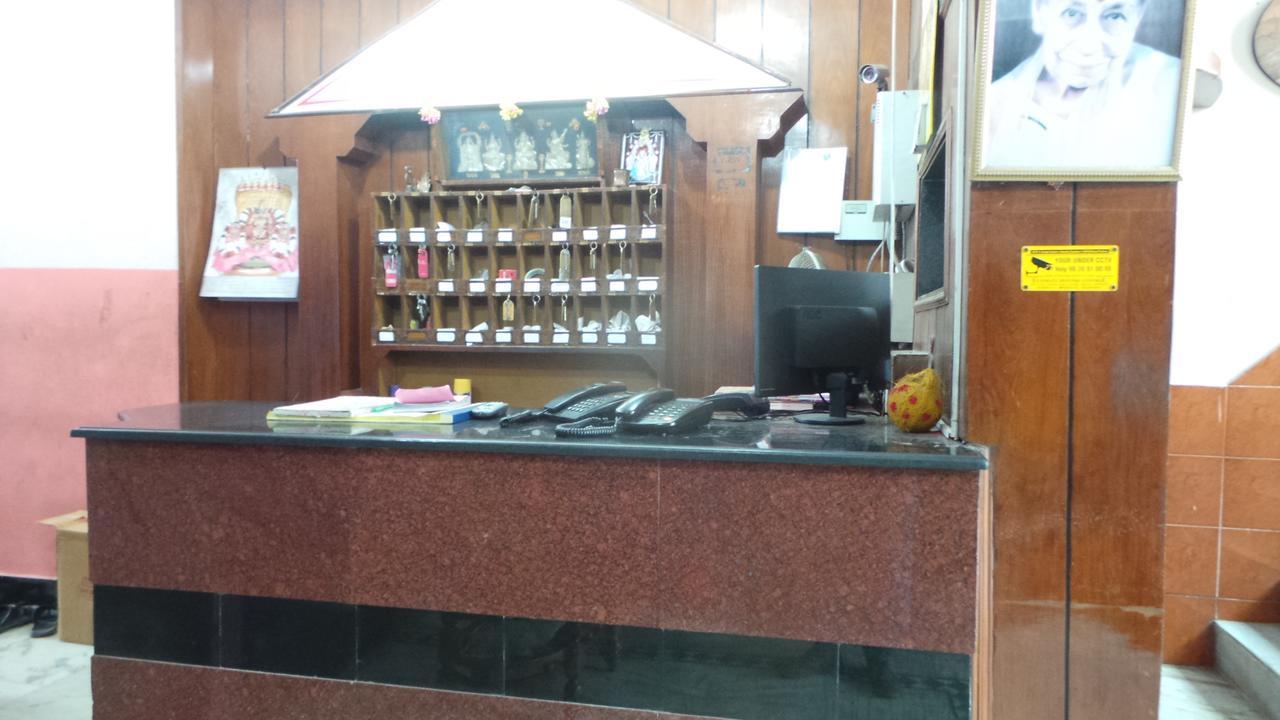 M.P.M. Guest House Pondicherry Bagian luar foto