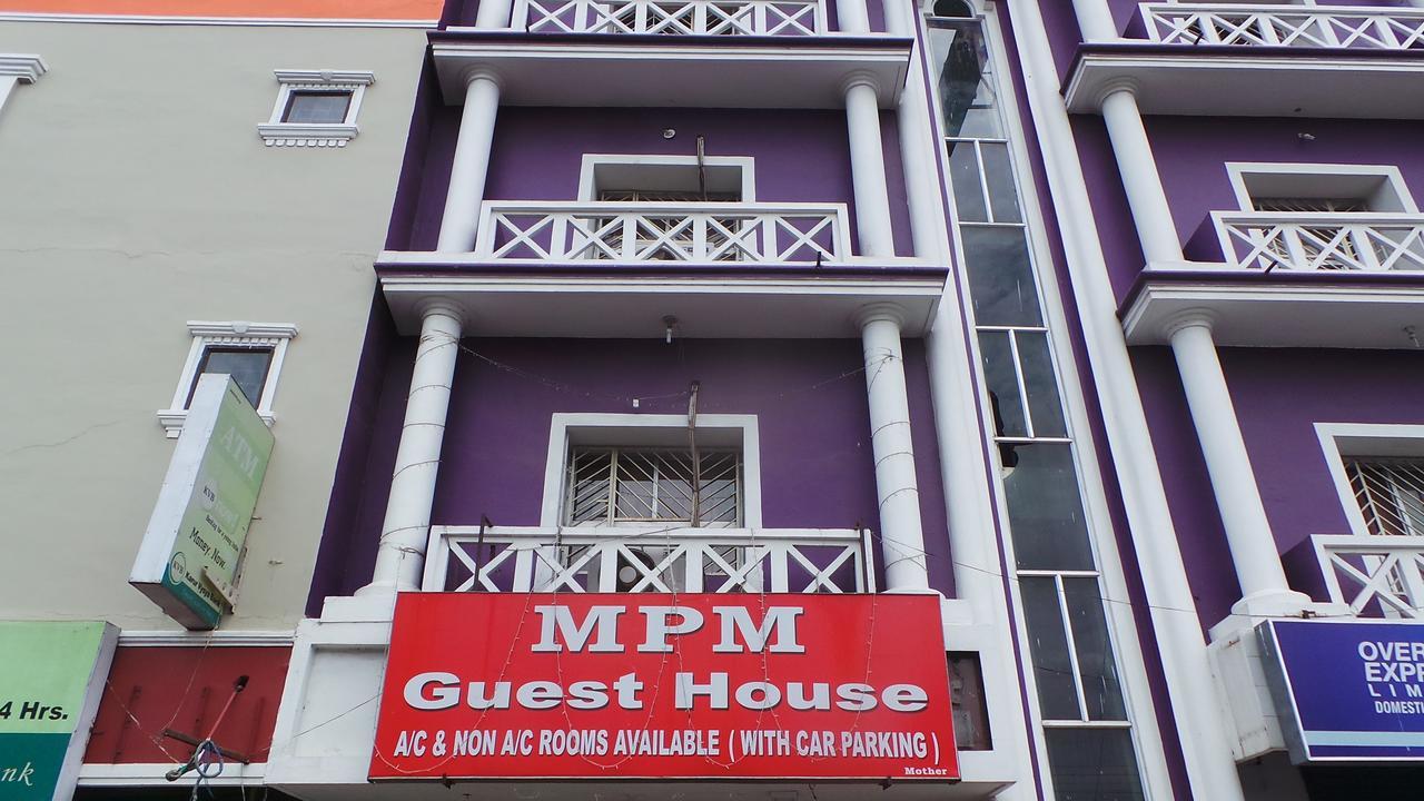 M.P.M. Guest House Pondicherry Bagian luar foto